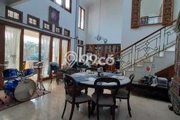 DIJUAL CEPAT! Rumah Modern di Pondok Indah, Jakarta Selatan, LT 451m² LB 350m² Bisa Nego! DIJUAL CEPAT! Rumah Modern di Pondok Indah, Jakarta Selatan, LT 451m² LB 350m² Bisa Nego!