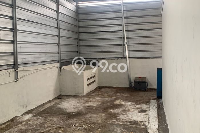 Ruko Lokasi Strategis Kawasan Cipondoh, Luas 210m², Disewakan, Area Bisnis Ruko Lokasi Strategis Kawasan Cipondoh, Luas 210m², Disewakan, Area Bisnis