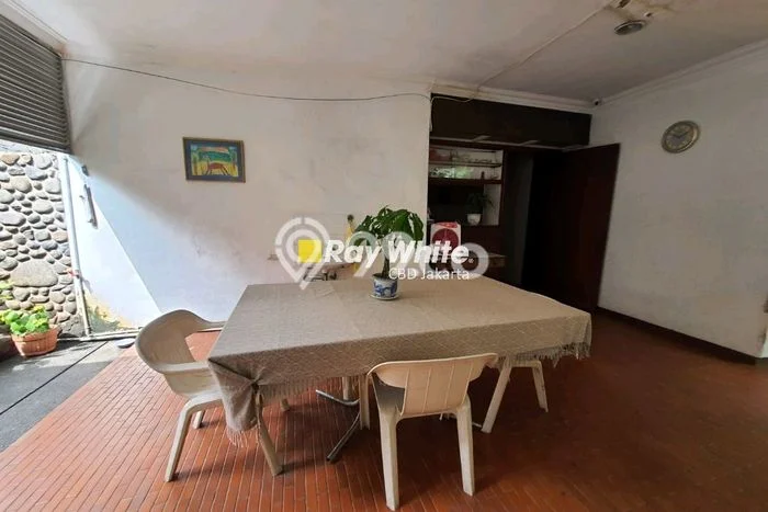 For Sale! Premium House LT 511m2 Desain Elegan di Kebon Sirih For Sale! Premium House LT 511m2 Desain Elegan di Kebon Sirih