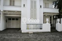 Rumah area , Lingkungan Strategis, 3 KM Rumah area , Lingkungan Strategis, 3 KM