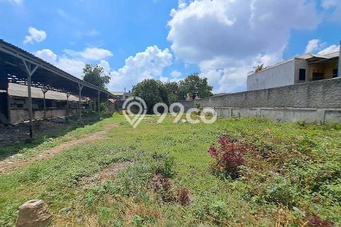 Lahan Strategis di Cakung Dijual dengan Luas 818m2 Lahan Strategis di Cakung Dijual dengan Luas 818m2