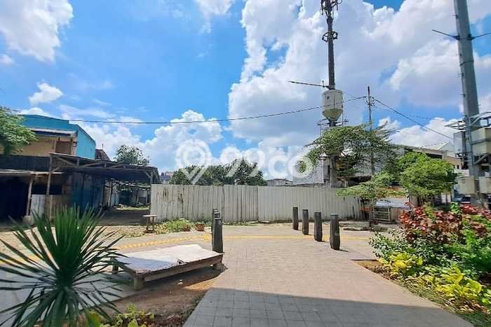 Lahan Strategis di Cakung Dijual dengan Luas 818m2 Lahan Strategis di Cakung Dijual dengan Luas 818m2