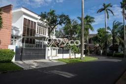 Jual Rumah Mewah Elegan Dengan View Eksklusif di Pondok Indah, Jakarta Selatan Jual Rumah Mewah Elegan Dengan View Eksklusif di Pondok Indah, Jakarta Selatan
