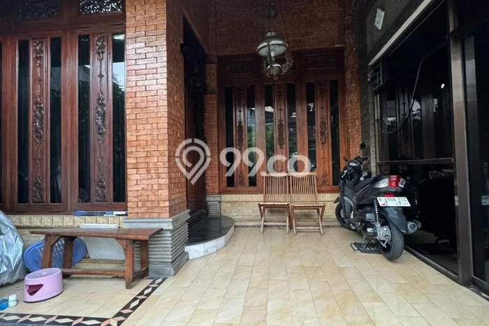 Ready to Use! Premium House LT 202m2 Desain Modern di Utan Kayu Ready to Use! Premium House LT 202m2 Desain Modern di Utan Kayu