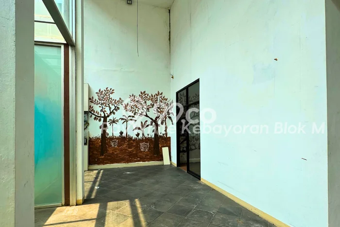 Unit Ruko Dijual di Kebayoran Baru Jakarta Selatan 250m2 Unit Ruko Dijual di Kebayoran Baru Jakarta Selatan 250m2