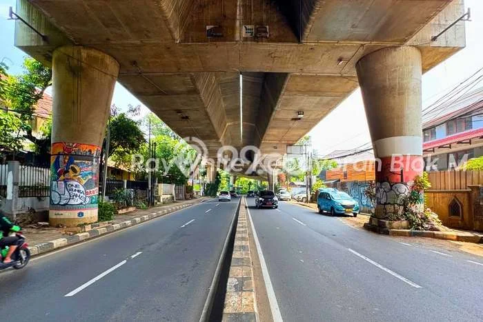 Untuk Dijual Ruko di Kebayoran Baru Jakarta Selatan LT 319m2 / LB 418m2 Untuk Dijual Ruko di Kebayoran Baru Jakarta Selatan LT 319m2 / LB 418m2