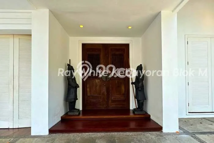 Rumah sewa siap huni 6 KT di Kemang, Jakarta Selatan Rumah sewa siap huni 6 KT di Kemang, Jakarta Selatan