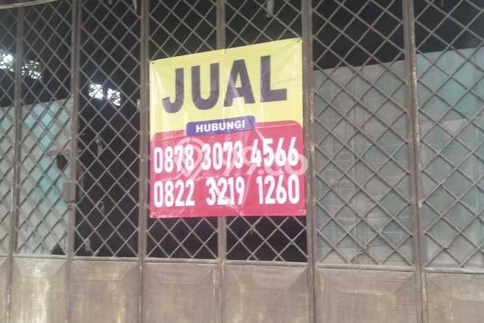 Unit Komersial Dijual di Mojokerto LT 1121m2 & LB 500m2 Unit Komersial Dijual di Mojokerto LT 1121m2 & LB 500m2