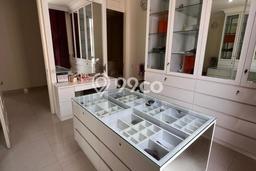 Dijual Rumah Mewah Exclusive di Pakuwon, Surabaya Dijual Rumah Mewah Exclusive di Pakuwon, Surabaya