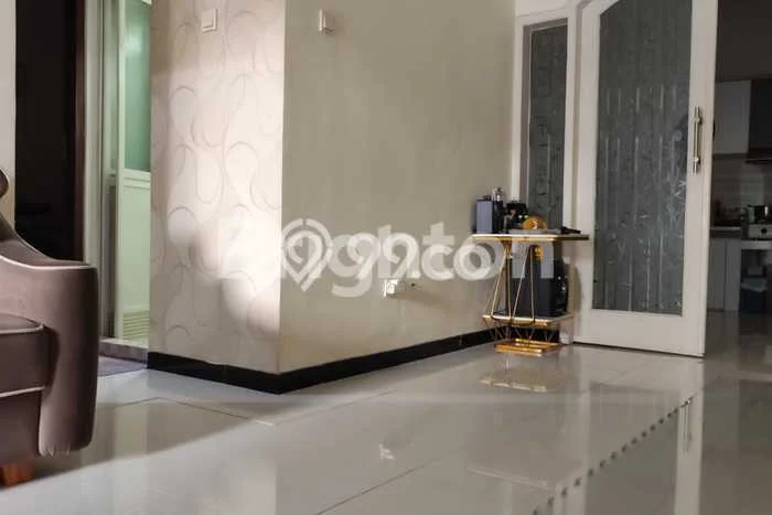 Jual Rumah Modern 3 KT di Surabaya Kota, Surabaya Jual Rumah Modern 3 KT di Surabaya Kota, Surabaya