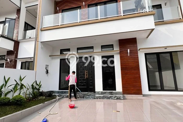 For Sale! Luxury House LT 218m2 Desain Modern di BSD Kencana Loka For Sale! Luxury House LT 218m2 Desain Modern di BSD Kencana Loka
