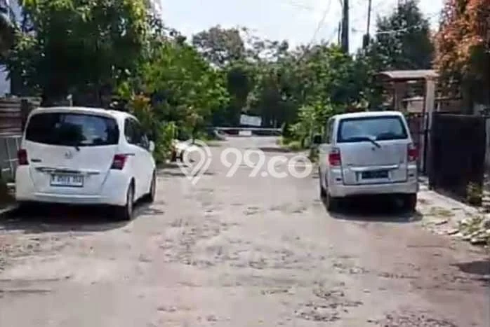 Lokasi strategis! Rumah siap pakai dikontrakkan di Limo LB 85m2 Lokasi strategis! Rumah siap pakai dikontrakkan di Limo LB 85m2