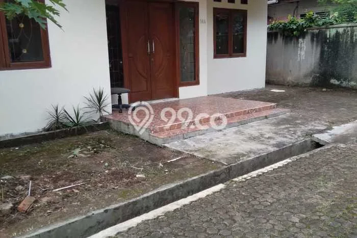 Disewakan Rumah Harga Terjangkau di Pangkalan Jati Depok Punya 4 Kamar Tidur Disewakan Rumah Harga Terjangkau di Pangkalan Jati Depok Punya 4 Kamar Tidur