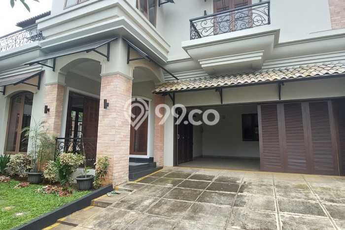 Rumah sewa siap pakai 5 Kamar Tidur di Kemang, Jakarta Selatan Rumah sewa siap pakai 5 Kamar Tidur di Kemang, Jakarta Selatan