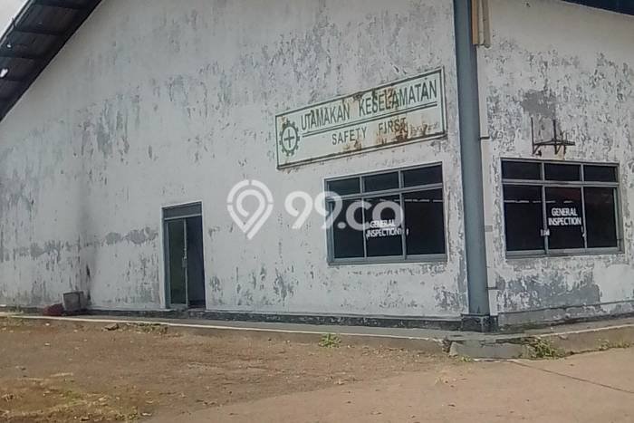 Gudang Disewa di Bandung dengan LB 8800m2 Area Komersial Ramai Gudang Disewa di Bandung dengan LB 8800m2 Area Komersial Ramai