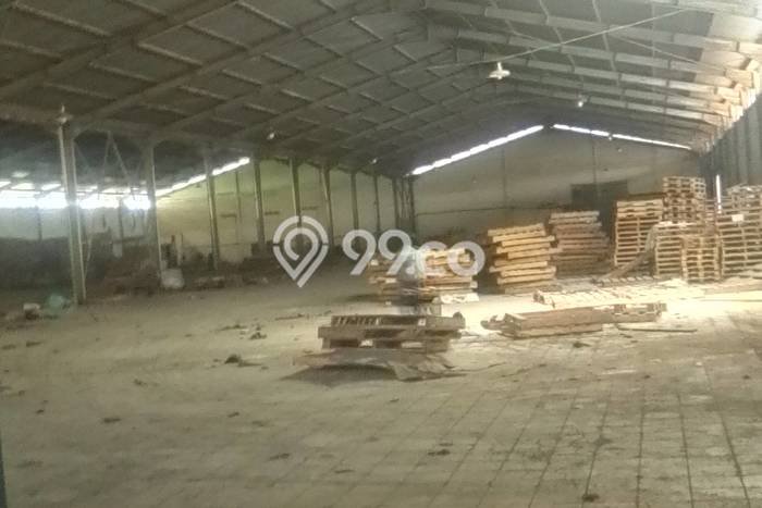 Gudang Disewa di Bandung dengan LB 8800m2 Area Komersial Ramai Gudang Disewa di Bandung dengan LB 8800m2 Area Komersial Ramai