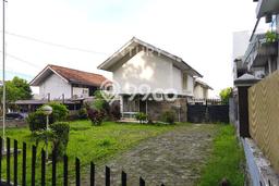 Rumah Luxury Modern Tanpa Renovasi di Dago Bandung Rumah Luxury Modern Tanpa Renovasi di Dago Bandung