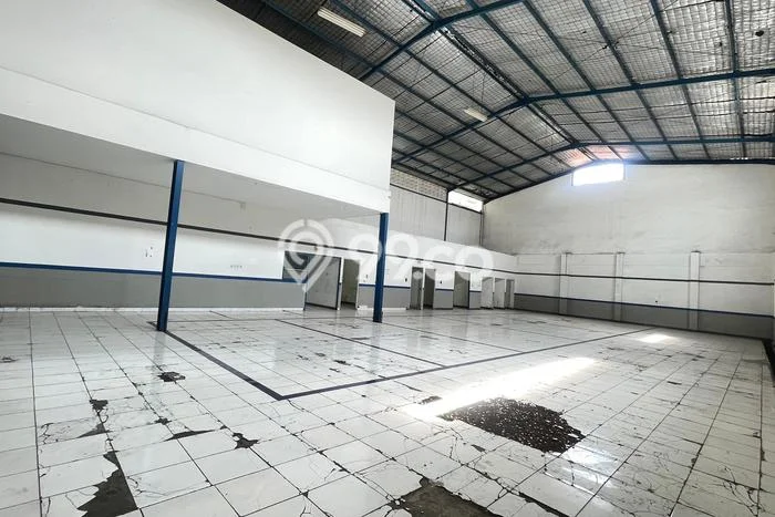 Gudang untuk Disewa di Pusat Bandung Luas Bangunan 800m2 Gudang untuk Disewa di Pusat Bandung Luas Bangunan 800m2