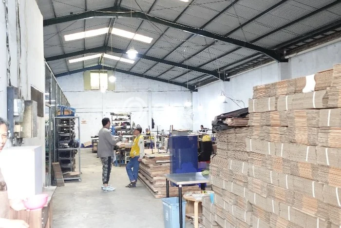 Unit Gudang Disewakan di Cibaduyut di Area Ramai & Strategis Unit Gudang Disewakan di Cibaduyut di Area Ramai & Strategis