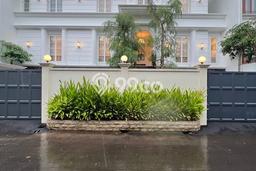 For Sale! Luxury House LT 517m2 Desain Modern di Kemang For Sale! Luxury House LT 517m2 Desain Modern di Kemang