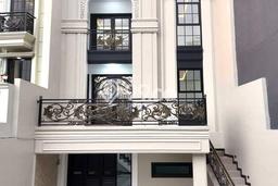 Rumah Luxury Modern Siap Huni di Ragunan Jakarta Selatan Rumah Luxury Modern Siap Huni di Ragunan Jakarta Selatan