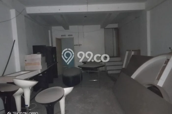 INVESTASI MENGUNTUNGKAN! Ruko di Kapasan, Luas 136m², Potensi Sewa Tinggi INVESTASI MENGUNTUNGKAN! Ruko di Kapasan, Luas 136m², Potensi Sewa Tinggi