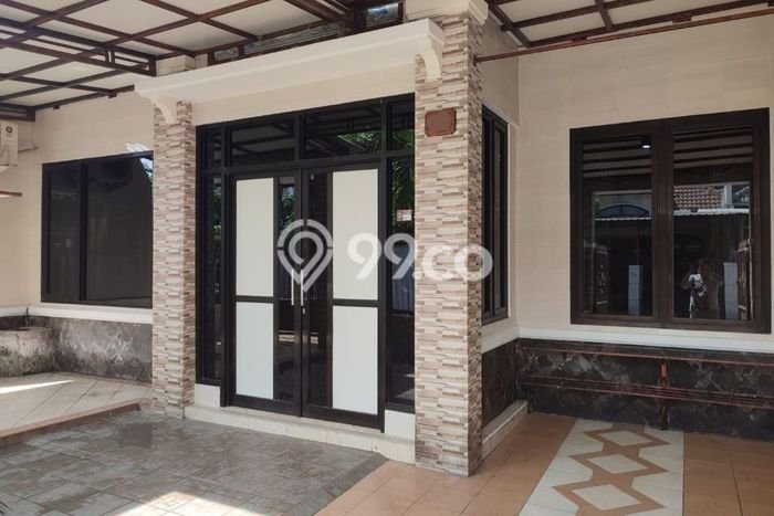 Rumah Area Strategis di Pondok Tjandra, Sidoarjo, LT 157m² LB 157m² Rumah Area Strategis di Pondok Tjandra, Sidoarjo, LT 157m² LB 157m²