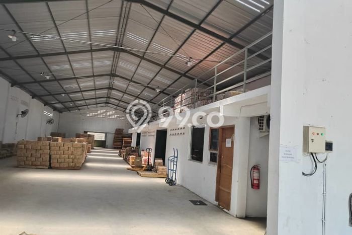 Unit Gudang Dijual di Kebomas Gresik 700m2 Unit Gudang Dijual di Kebomas Gresik 700m2