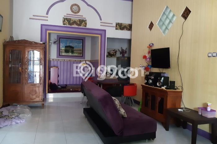 Rumah Strategis Modern Lb 400m2 di Waru, Sidoarjo Rumah Strategis Modern Lb 400m2 di Waru, Sidoarjo