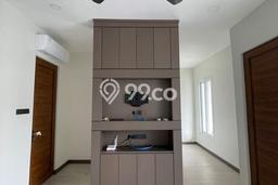 Jual Rumah Luas Megah Dengan View Eksklusif di Pluit, Jakarta Utara Jual Rumah Luas Megah Dengan View Eksklusif di Pluit, Jakarta Utara