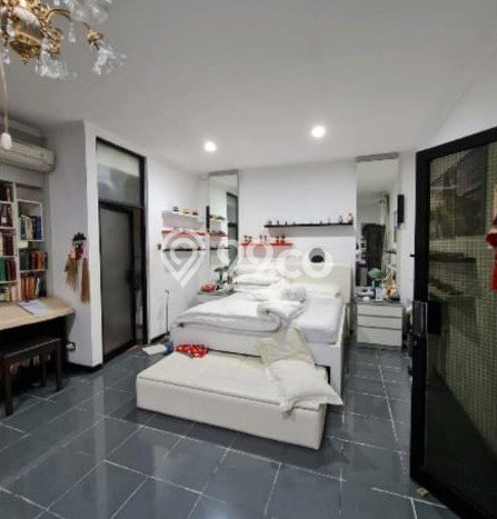Rumah Elit Modern Tanpa Renovasi di Pluit Jakarta Utara Rumah Elit Modern Tanpa Renovasi di Pluit Jakarta Utara