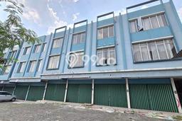 Area Strategis! Disewakan Ruko Lokasi Ciputat, Tangerang Selatan Cocok untuk Bisnis Area Strategis! Disewakan Ruko Lokasi Ciputat, Tangerang Selatan Cocok untuk Bisnis