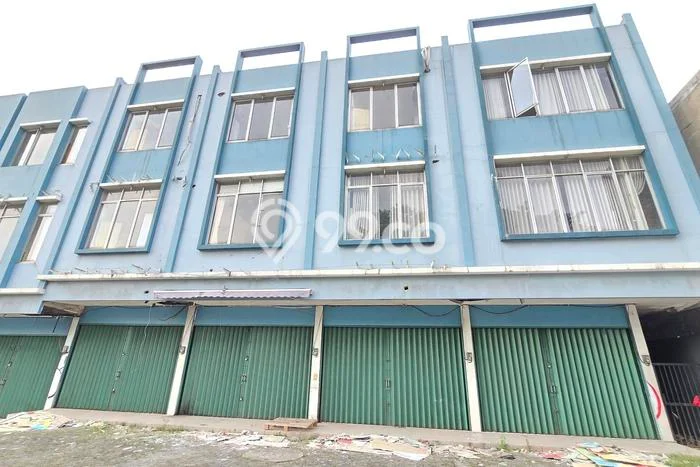 Ruko Bagus LT 371m2 LB 1361m2 Dijual di Ciputat Tangerang Selatan Ruko Bagus LT 371m2 LB 1361m2 Dijual di Ciputat Tangerang Selatan
