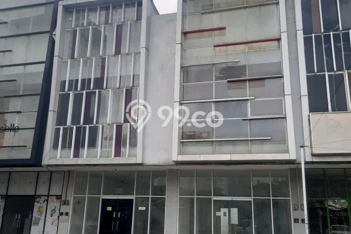 LOKASI STRATEGIS! Ruko di Tegal Barat, Luas 320m², Kawasan Berkembang, Siap Bisnis LOKASI STRATEGIS! Ruko di Tegal Barat, Luas 320m², Kawasan Berkembang, Siap Bisnis
