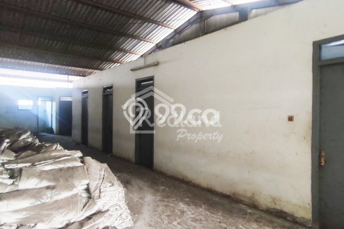 Lokasi Strategis! Dijual Gudang Bisnis di Polokarto, Sukoharjo Kondisi Baik Lokasi Strategis! Dijual Gudang Bisnis di Polokarto, Sukoharjo Kondisi Baik