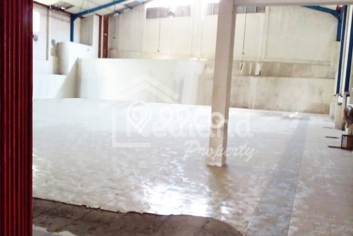 Unit Gudang Dijual di Semarang LT 1100m2 & LB 1300m2 Unit Gudang Dijual di Semarang LT 1100m2 & LB 1300m2