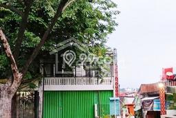 Ruko Disewa di Semarang dengan LB 130m2 Area Komersial Ramai Ruko Disewa di Semarang dengan LB 130m2 Area Komersial Ramai