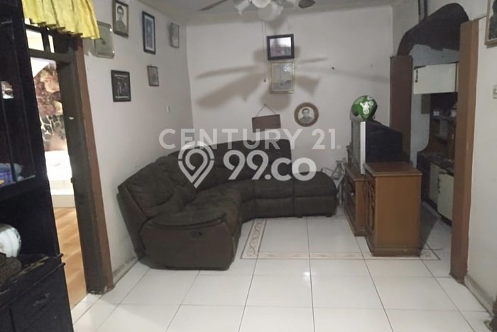 For Sale Hunian Rumah Nyaman 10 Kamar di Halim Perdana Kusuma, Jakarta Timur For Sale Hunian Rumah Nyaman 10 Kamar di Halim Perdana Kusuma, Jakarta Timur