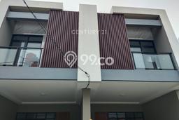 For Sale Rumah 4 Kamar Lokasi Ideal Bagus dan Strategis di Kemayoran For Sale Rumah 4 Kamar Lokasi Ideal Bagus dan Strategis di Kemayoran