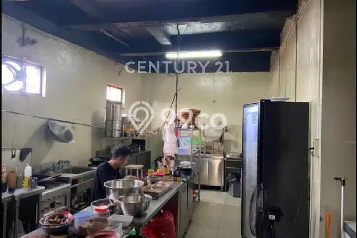 Unit Komersial Disewakan di Jakarta Barat Kawasan Strategis Harga Kompetitif Unit Komersial Disewakan di Jakarta Barat Kawasan Strategis Harga Kompetitif