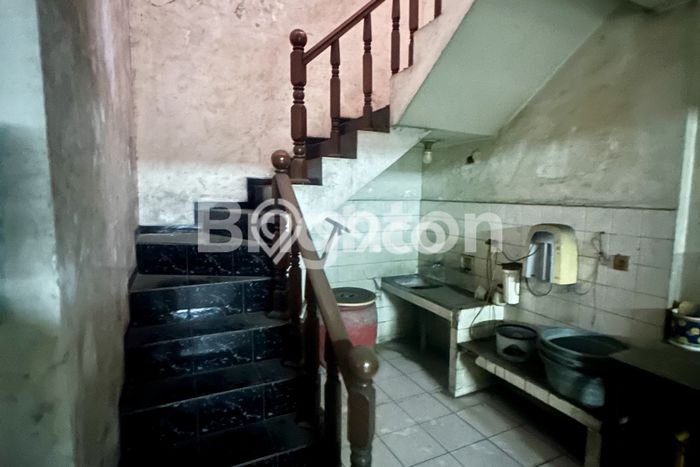 For Sale! Luxury House LT 296m2 Desain Elegan di Perak For Sale! Luxury House LT 296m2 Desain Elegan di Perak