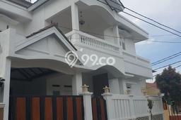 Rumah Mewah Siap Huni LT 168m2 di Pamulang, Tangerang Selatan Rumah Mewah Siap Huni LT 168m2 di Pamulang, Tangerang Selatan