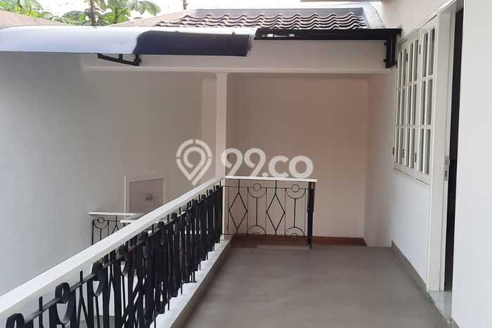 Hunian Eksklusif Siap Huni LT 292m2 di Ciputat Timur, Tangerang Selatan Hunian Eksklusif Siap Huni LT 292m2 di Ciputat Timur, Tangerang Selatan
