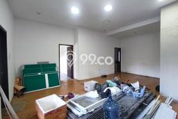 Ruang Usaha Lt.2 Cocok Untuk Kantor Mainroad Lemahnendeut Pasteur Ruang Usaha Lt.2 Cocok Untuk Kantor Mainroad Lemahnendeut Pasteur
