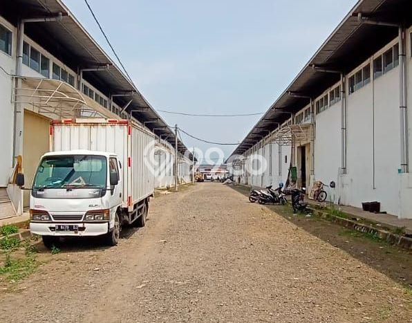 Gudang Dalam Komplek Pergudangan Siapa Pakai Sayap Kopo, Bandung Gudang Dalam Komplek Pergudangan Siapa Pakai Sayap Kopo, Bandung