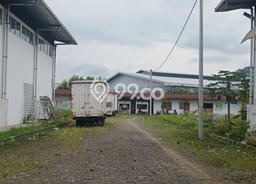 Unit Gudang disewakan di Katapang Bandung dengan LT 2000m2 / LB 2000m2 Unit Gudang disewakan di Katapang Bandung dengan LT 2000m2 / LB 2000m2