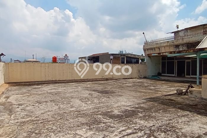 Ruko Dijual di Bandung LT 514m2 & LB 1446m2 Lokasi Terbaik! Ruko Dijual di Bandung LT 514m2 & LB 1446m2 Lokasi Terbaik!