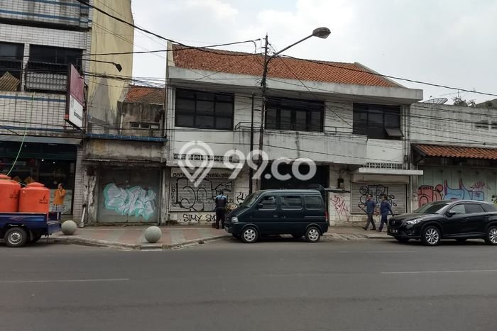 Disewakan Ruko di Pusat Kota Bandung Ramai Strategis Disewakan Ruko di Pusat Kota Bandung Ramai Strategis