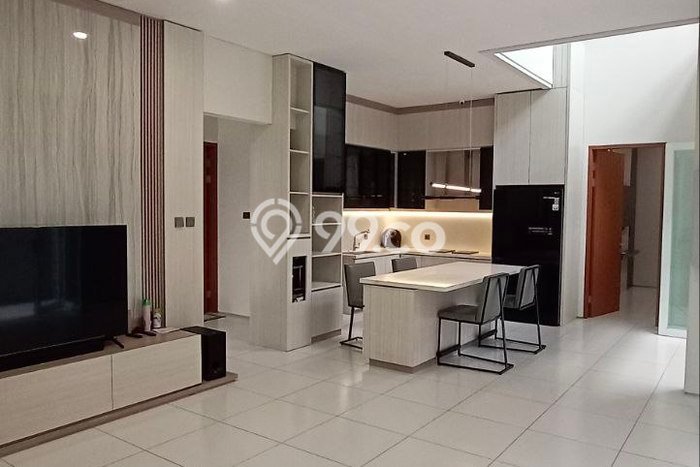 Rumah Luxury Modern Tanpa Renovasi di BKR Bandung Rumah Luxury Modern Tanpa Renovasi di BKR Bandung