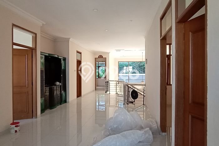 Rumah Siap Huni di Pasteur, Bandung, LT 352m² Bangunan 500m² Rumah Siap Huni di Pasteur, Bandung, LT 352m² Bangunan 500m²